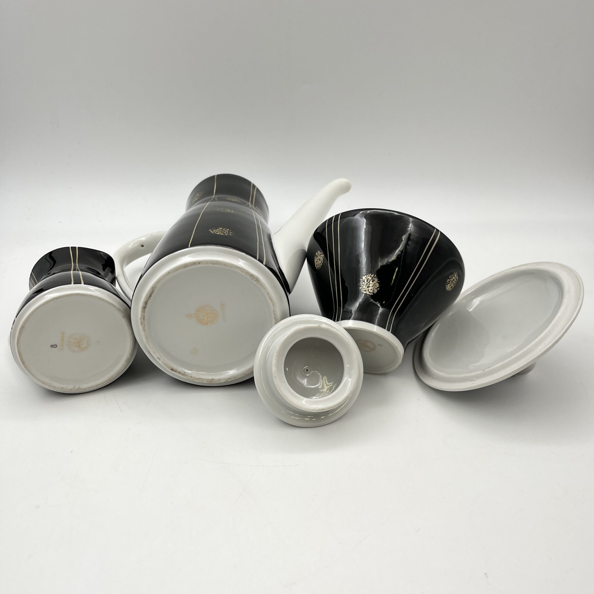 Сервиз кофейный c минималистичным декором на 6 персон (15 предметов)