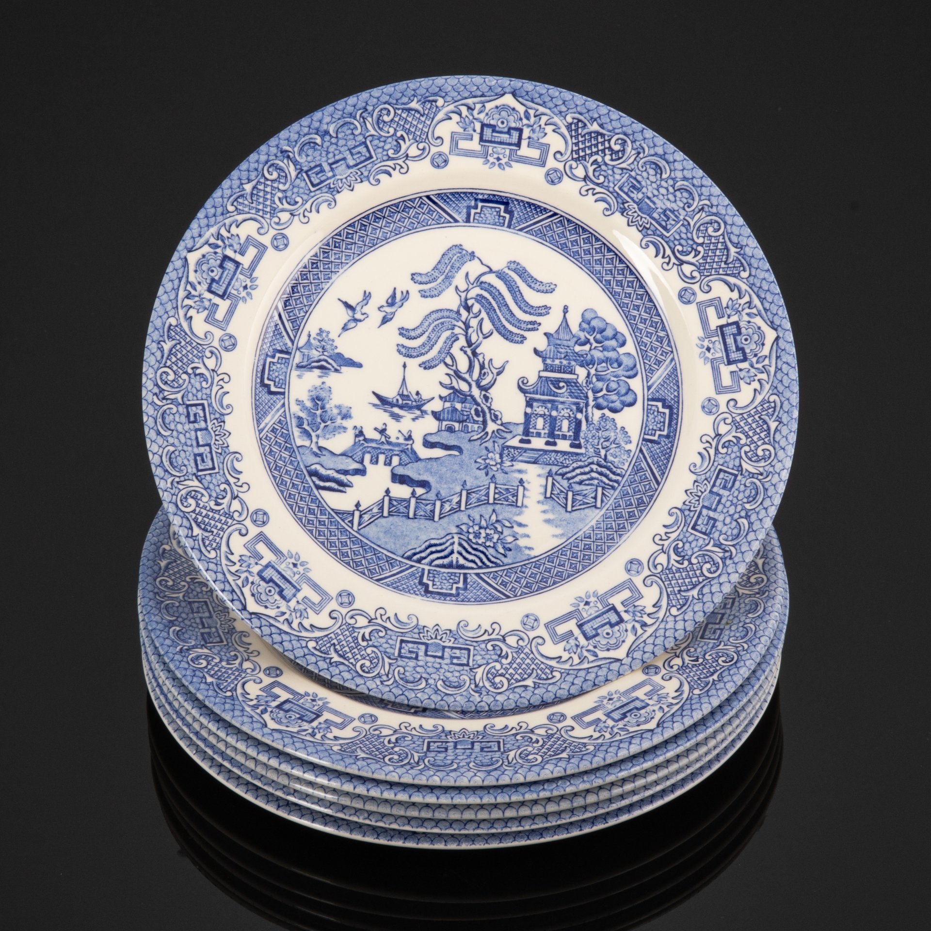 Набор тарелок "Blue Willow" на 6 персон, EIT (English Ironstone Tableware, Ltd.)