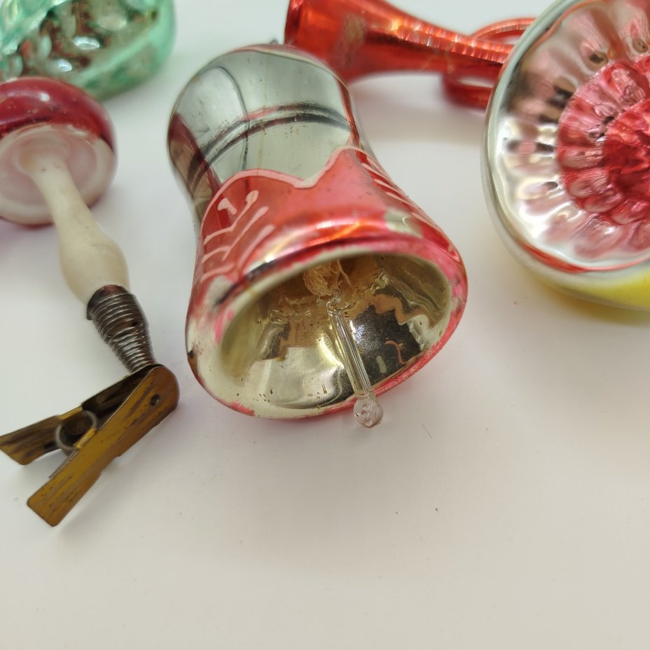 Набор из шести елочных игрушек