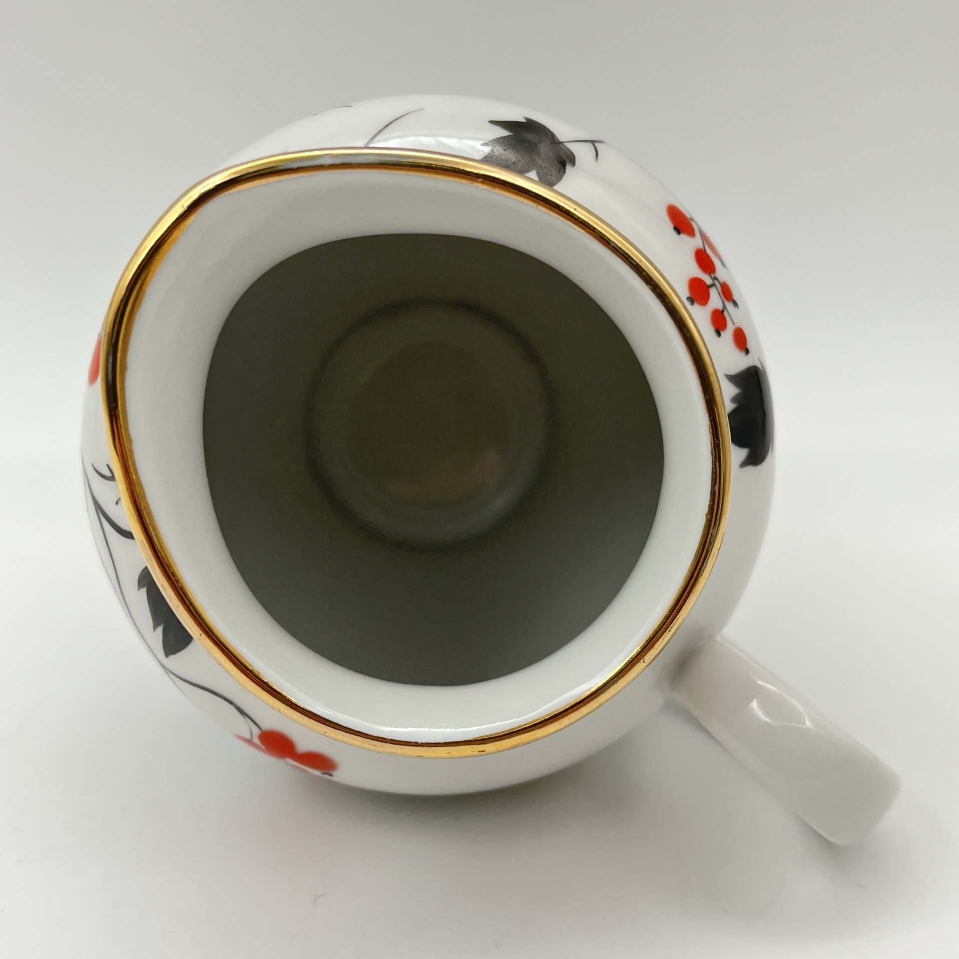 Молочник "Красная смородина", автор Александра Щекатихина-Потоцкая