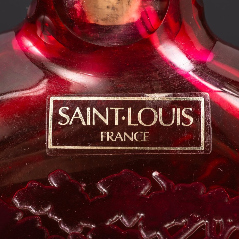 Фляга со сценами охоты, с маркировкой, хрусталь, нацвет, гранение, Saint Louis, Франция, 1950-1970 гг.