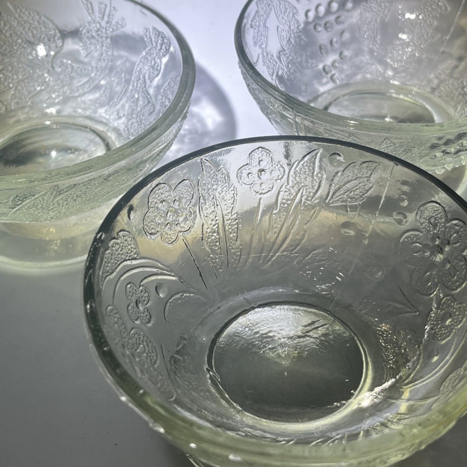 Набор из 3 креманок с растительным и зооморфным декором