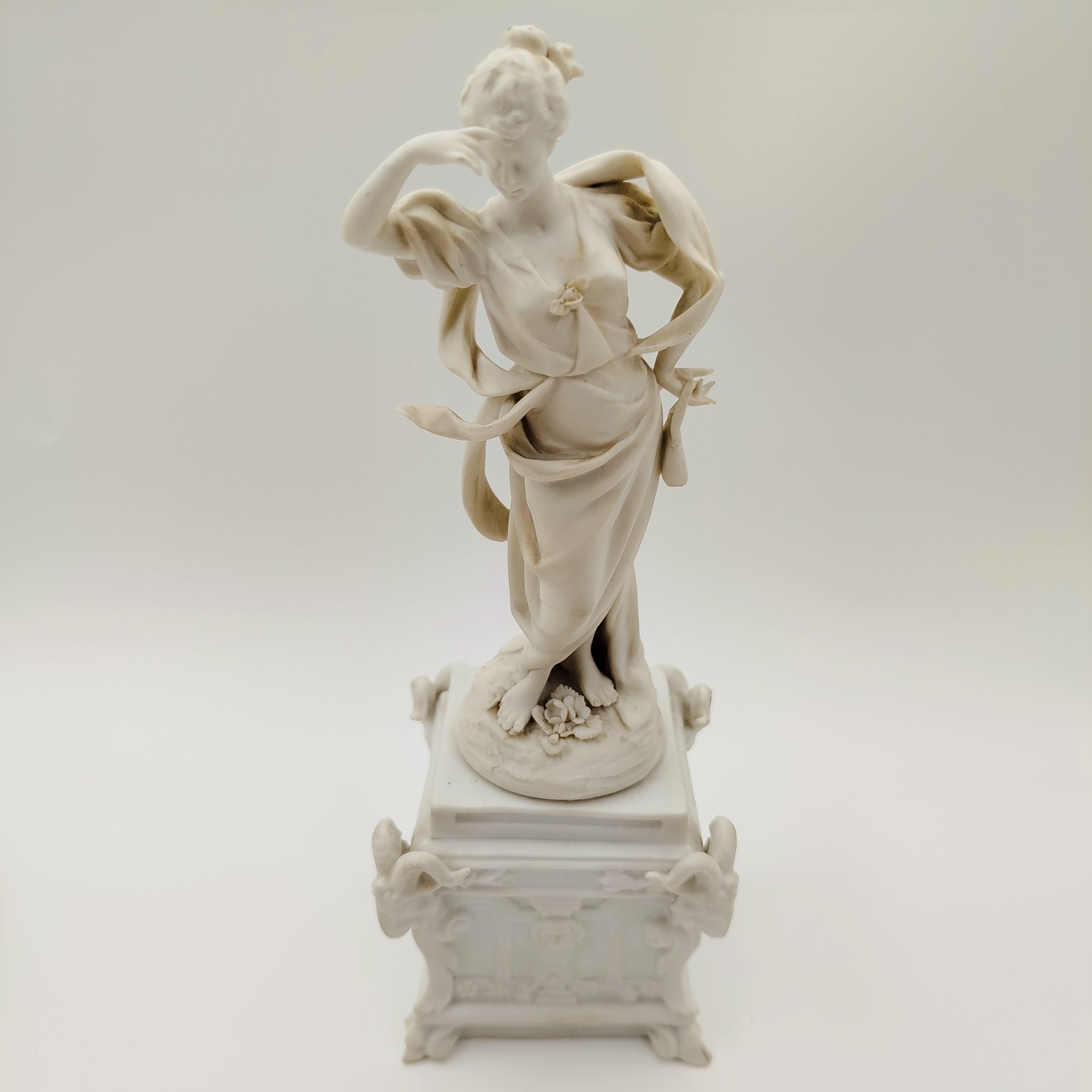 Статуэтка "Нимфа", бисквит, Западная Европа, 1960-1990 гг.