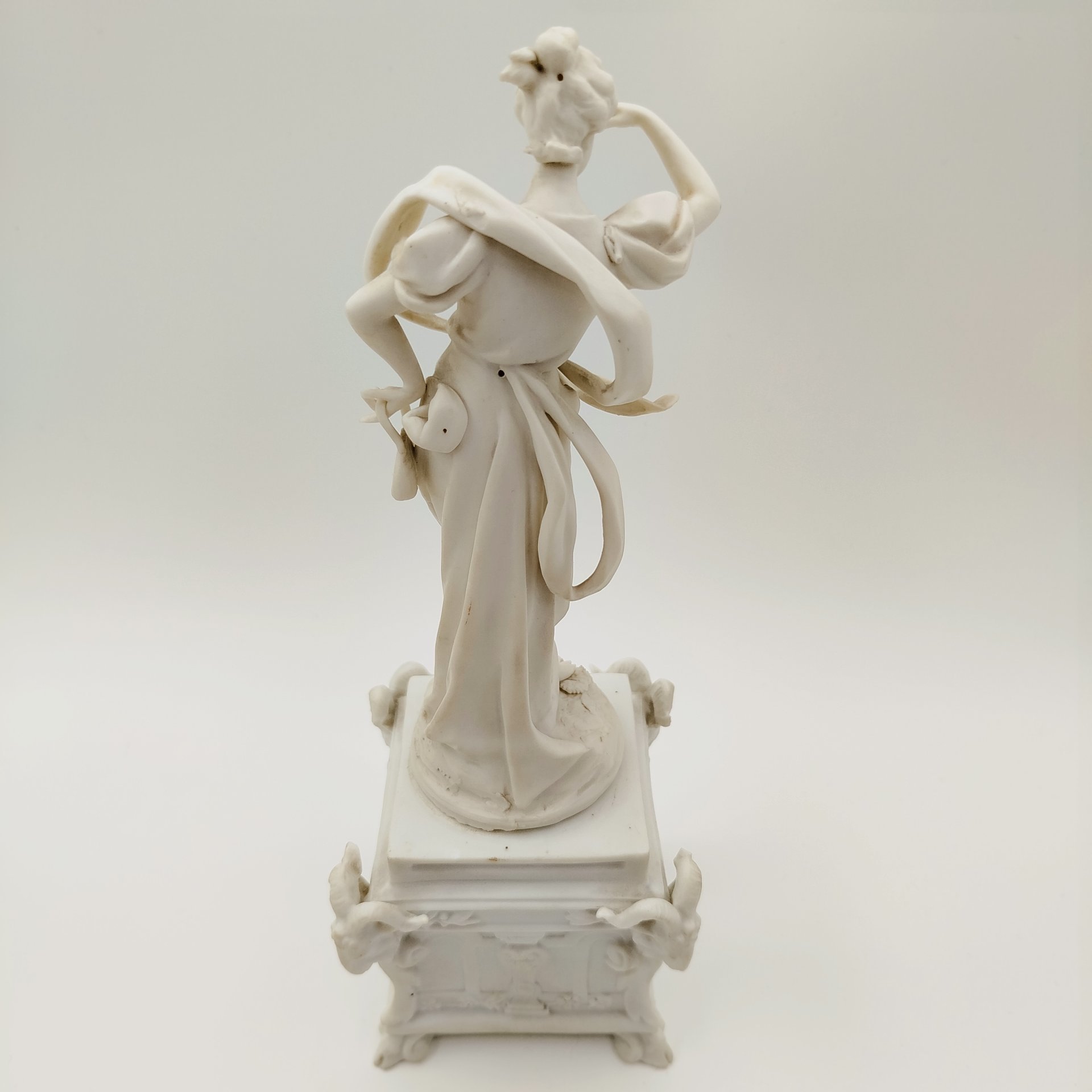 Статуэтка "Нимфа", бисквит, Западная Европа, 1960-1990 гг.