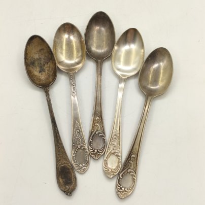 Набор из 5-ти чайных ложек, украшенных растительным декором, мНЦ (медь-никель-цинк), Киевский завод столовых приборов и посуды им. Дзержинского (ЗiД, ЗиД), СССР, 1960-1990 гг.