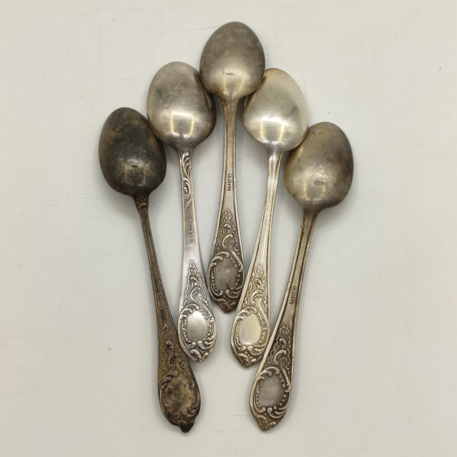 Набор из 5-ти чайных ложек, украшенных растительным декором, мНЦ (медь-никель-цинк), Киевский завод столовых приборов и посуды им. Дзержинского (ЗiД, ЗиД), СССР, 1960-1990 гг.