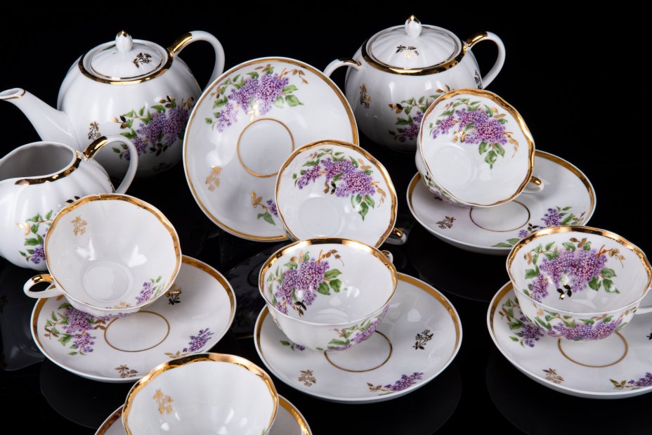Сервиз чайный на 6 персон "Сирень" (15 предметов), фарфор, деколь, золочение, Дулевский фарфоровый завод (Дулёво), СССР, 1963 г.