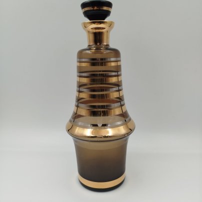 Штоф дымчатого оттенка, декорированный линиями, стекло, золочение, серебрение, Чехословакия, 1970-1990 гг.