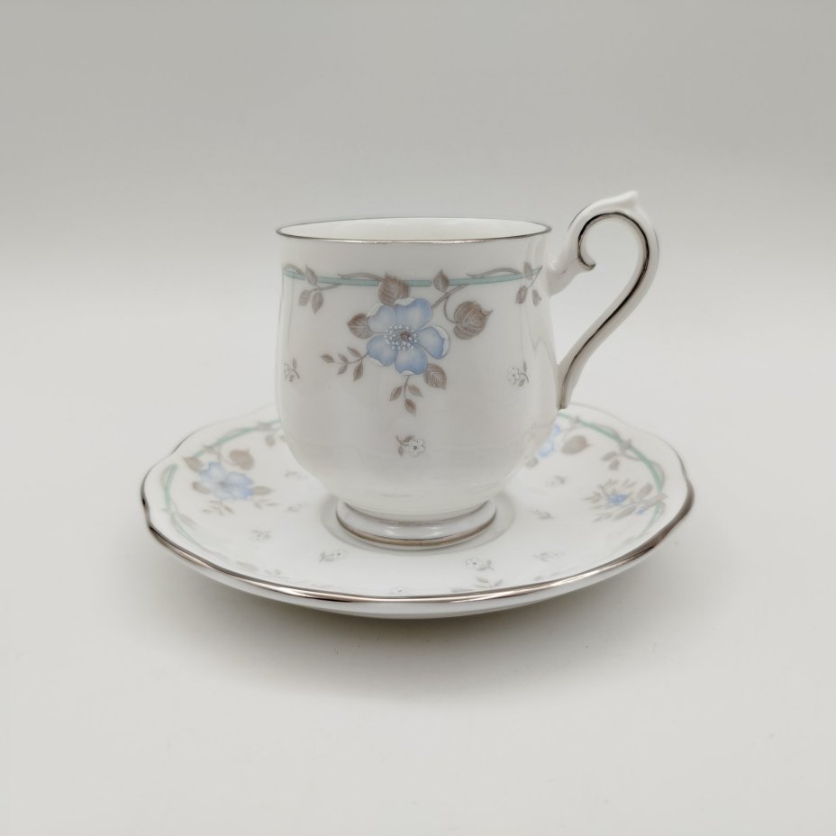 Кофейная пара "Satin Rose", фарфор, деколь, серебрение, Royal Albert, Великобритания, 1980-1990 гг.