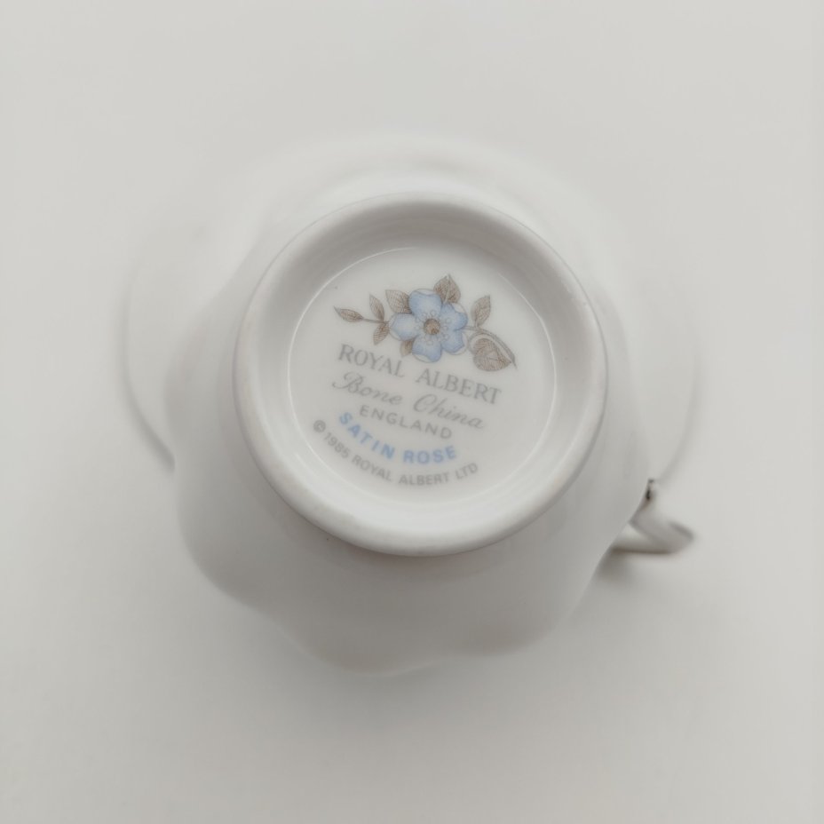 Кофейная пара "Satin Rose", фарфор, деколь, серебрение, Royal Albert, Великобритания, 1980-1990 гг., Royal Albert