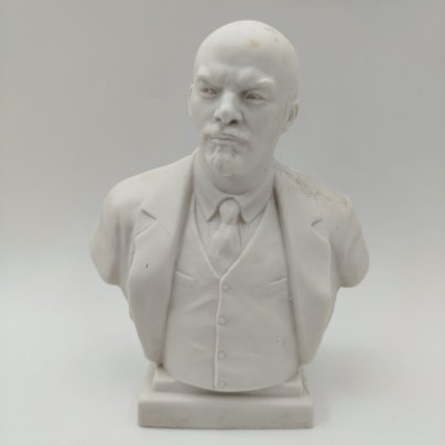 Бюст "Владимир Ильич Ленин", скульпторы Боголюбов В.Я., Ингал В.И., бисквит, Ленинградский фарфоровый завод (ЛФЗ), СССР, 1960-1970 гг.