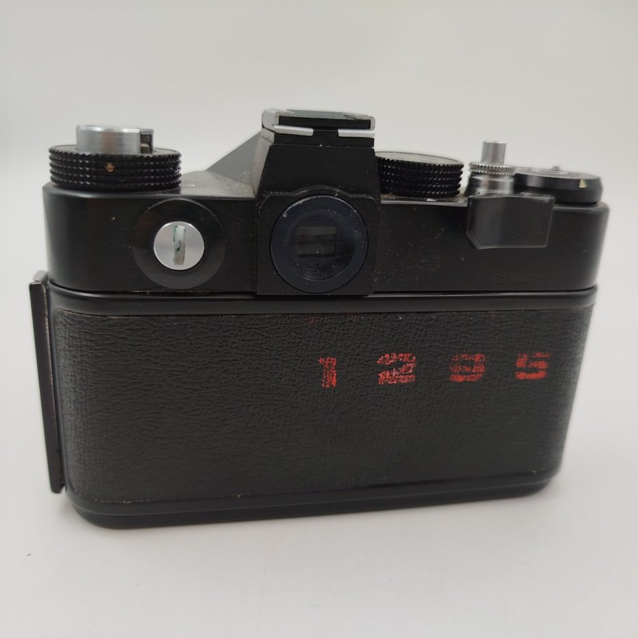 Фотоаппарат плёночный "Зенит-TTL" c объективом "Гелиос-44М" в оригинальном кофре, металл, пластик, стекло, кожа, Красногорский механический завод (КМЗ), СССР, 1977-1985 гг.