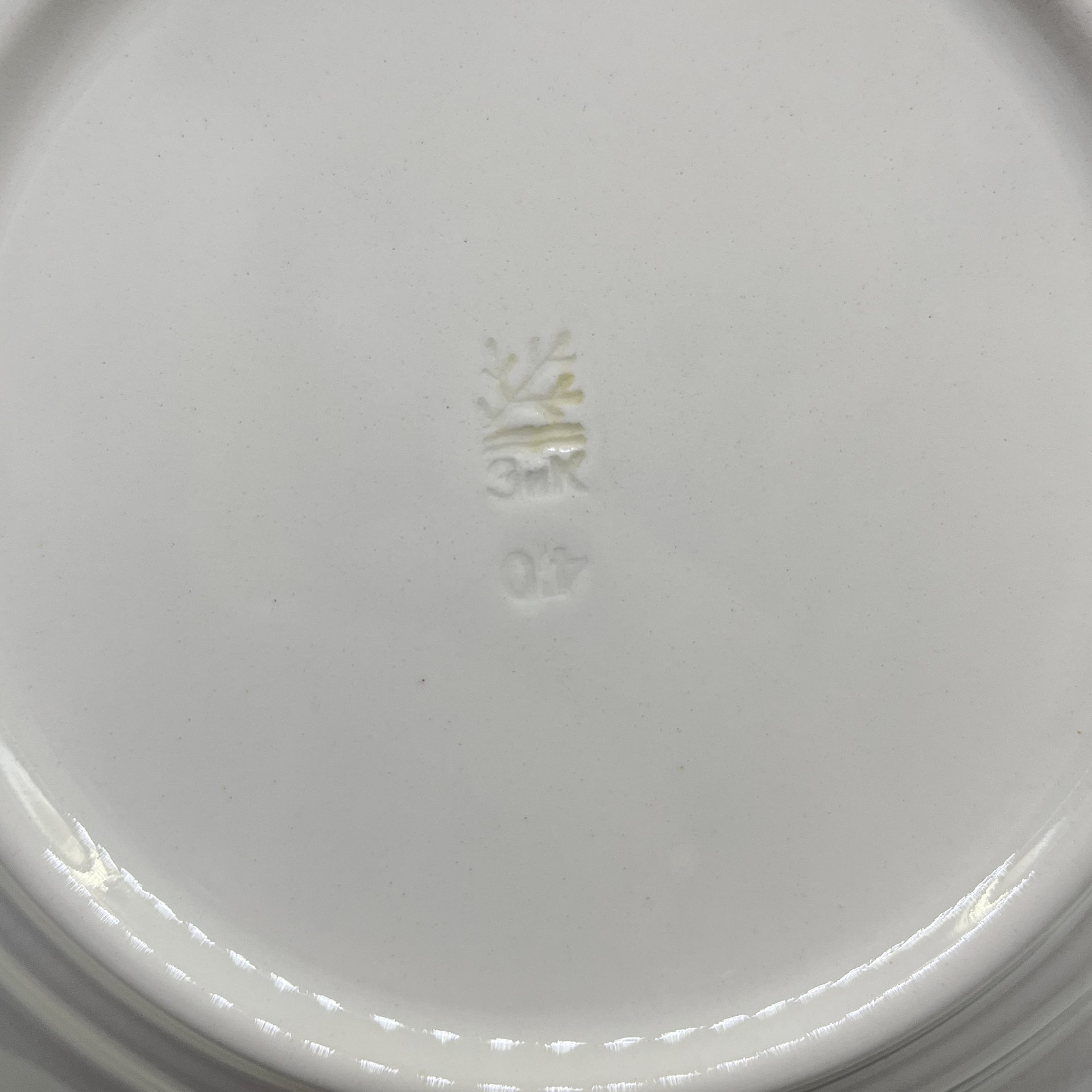 Набор из 3 обеденных тарелок с декором в виде золотой каймы