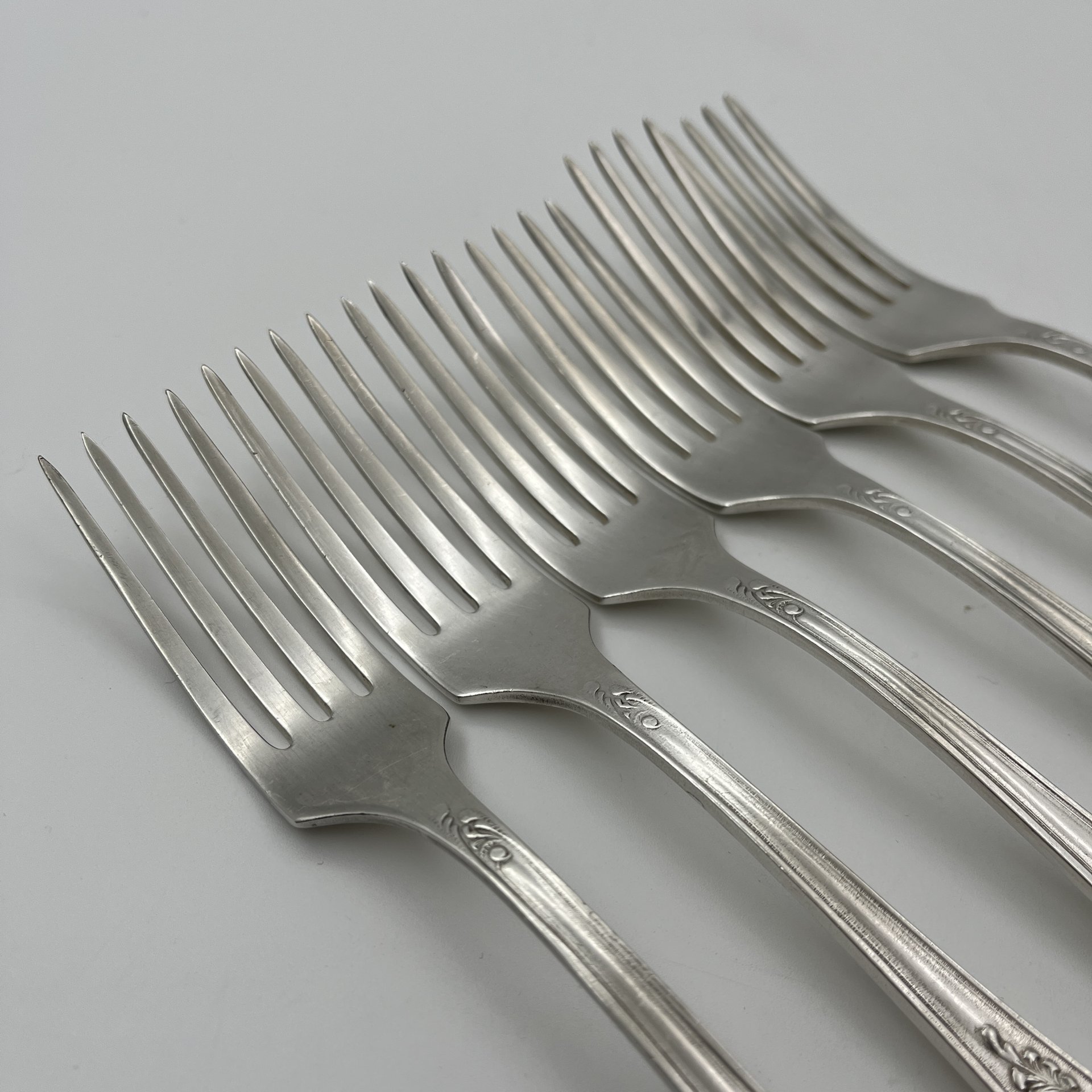 Набор из 6-ти столовых вилок "Пламя", мНЦ (медь-никель-цинк), Кольчугинский завод цветных металлов, СССР, 1960-1990 гг.