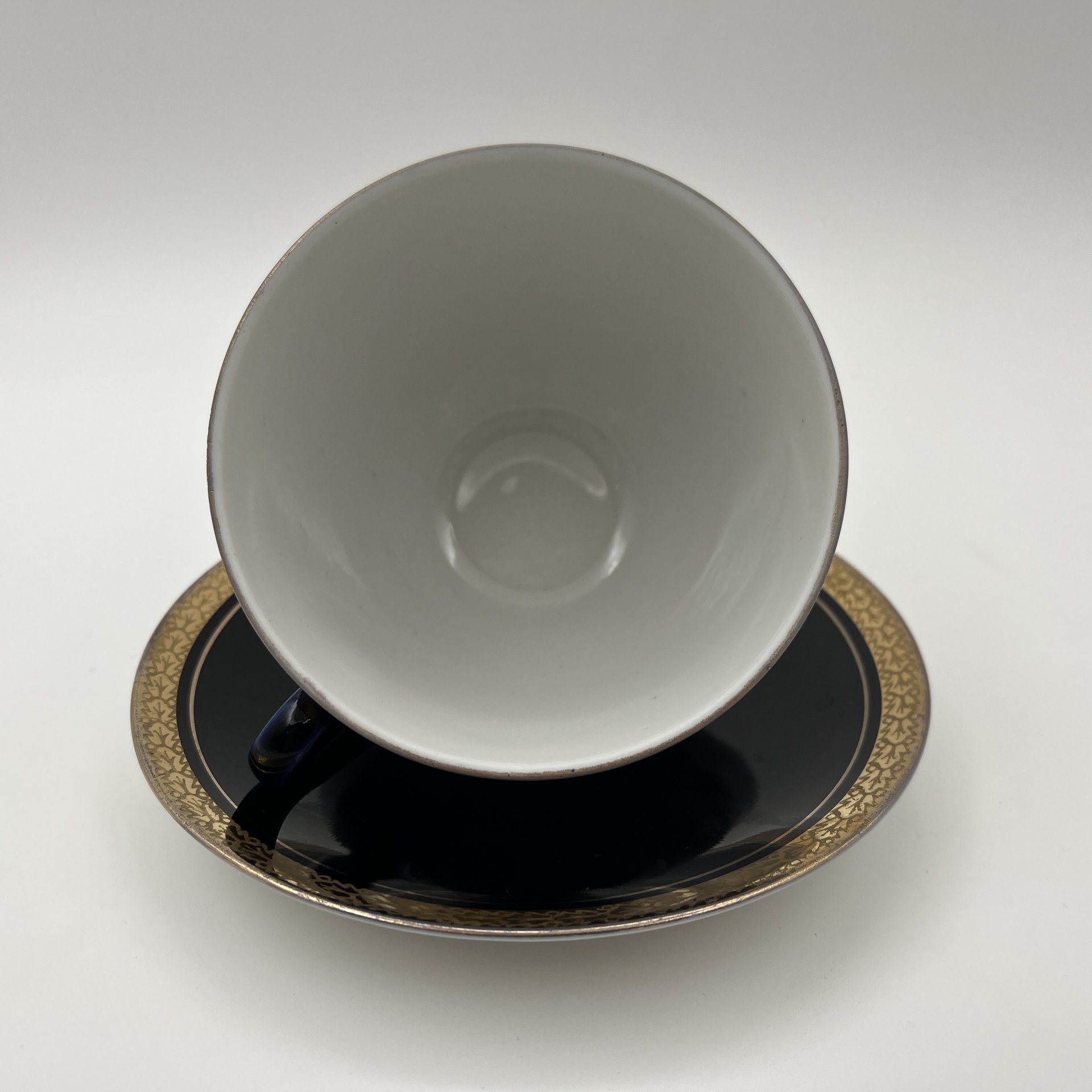 Пара чайная (в подборе), фарфор, крытье кобальтом, золочение, Ленинградский фарфоровый завод (ЛФЗ), СССР, 1970-1990 гг.