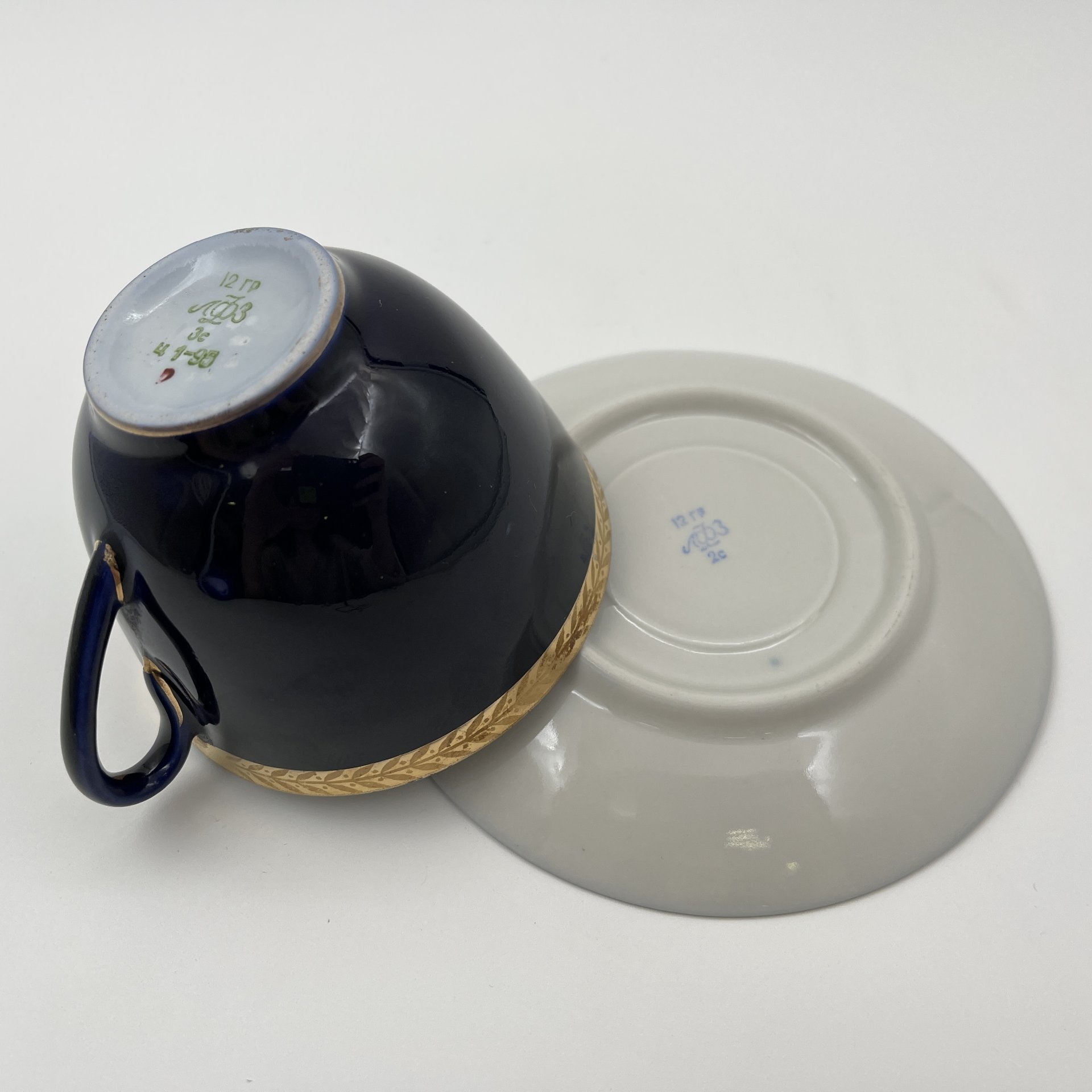 Пара чайная (в подборе), фарфор, крытье кобальтом, золочение, Ленинградский фарфоровый завод (ЛФЗ), СССР, 1970-1990 гг.