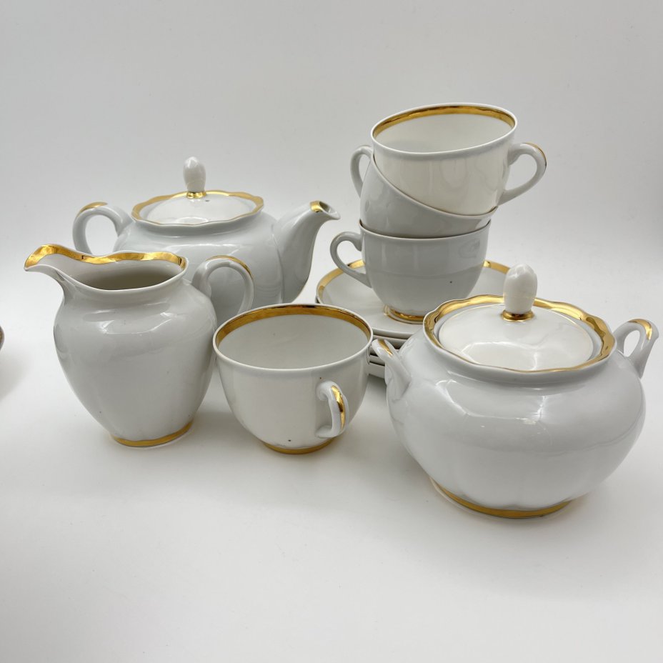 Сервиз чайный с лаконичным декором на 4 персоны (12 предметов), фарфор, золочение, Дмитровский фарфоровый завод (ДФЗ Вербилки), СССР, 1954-1965 гг.