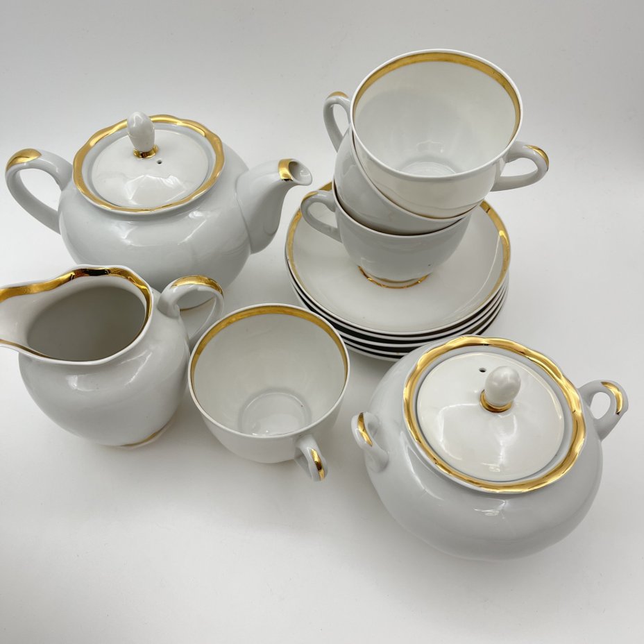 Сервиз чайный с лаконичным декором на 4 персоны (12 предметов), фарфор, золочение, Дмитровский фарфоровый завод (ДФЗ Вербилки), СССР, 1954-1965 гг.