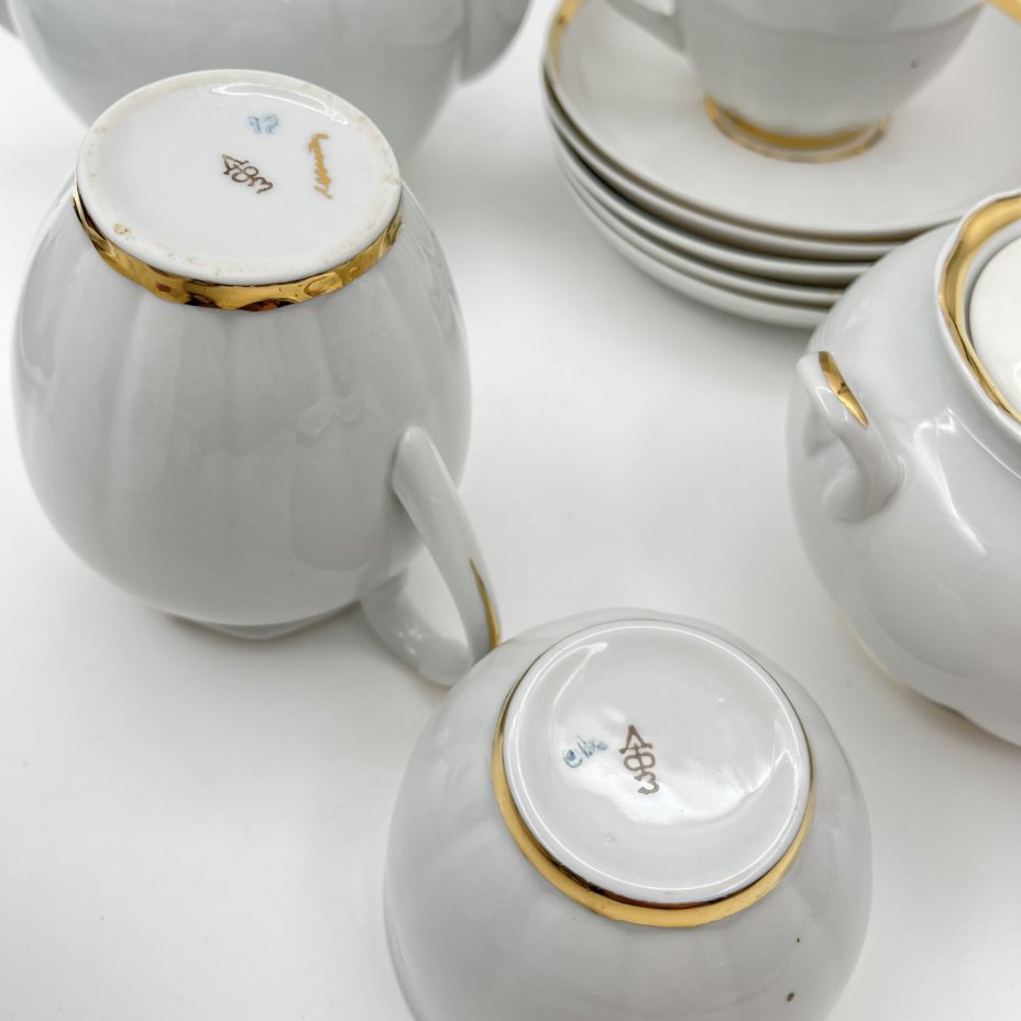 Сервиз чайный с лаконичным декором на 4 персоны (12 предметов), фарфор, золочение, Дмитровский фарфоровый завод (ДФЗ Вербилки), СССР, 1954-1965 гг.