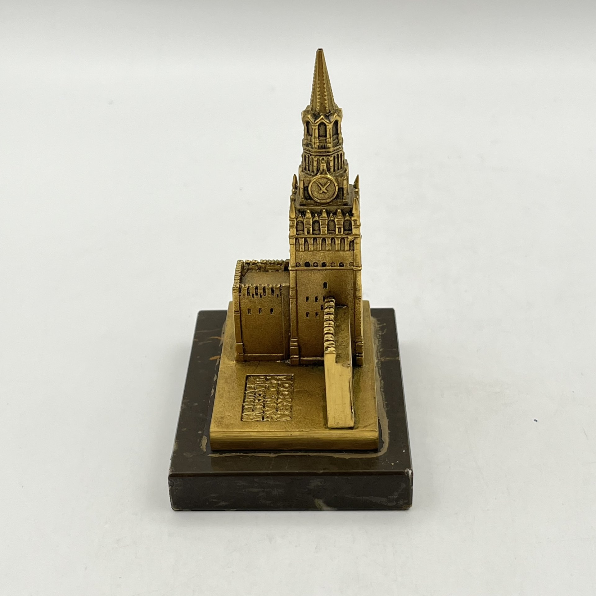 Миниатюра "Спасская башня" (Московский Кремль), скульптор Максимов В.