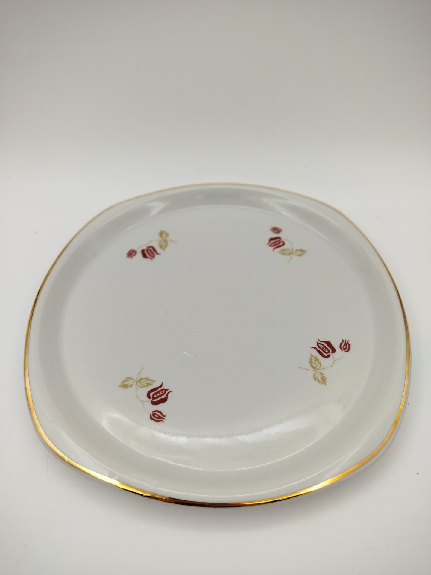 Менажница четырехсекционная с цветочным декором, фарфор, деколь, золочение, Рижский фарфорово-фаянсовый завод, СССР, 1960-1980 гг.