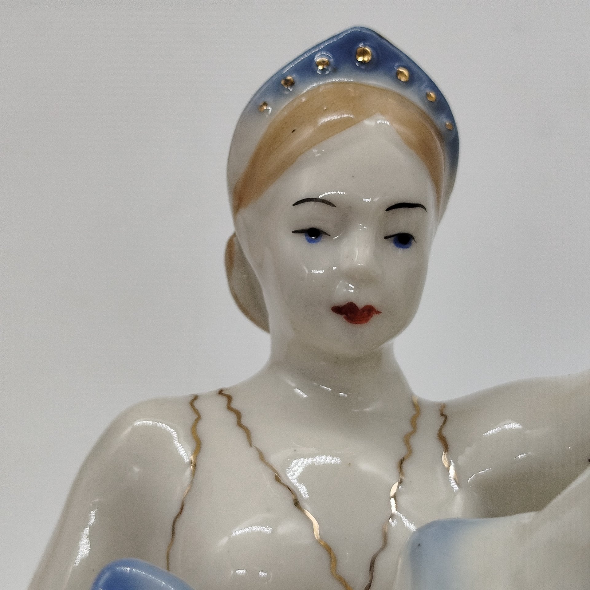 Статуэтка "Балерина", скульптор Т. Морозова, Полонский завод художественной керамики (Полонное ЗХК)