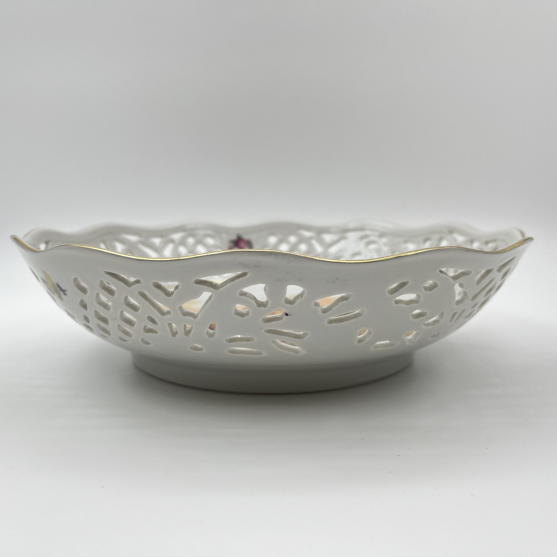 Сухарница с прорезным бортом и изображением фазанов, фарфор, деколь, золочение, Carl Schumann, Arzberg, Bavaria, Германия, 1945-1950 гг.