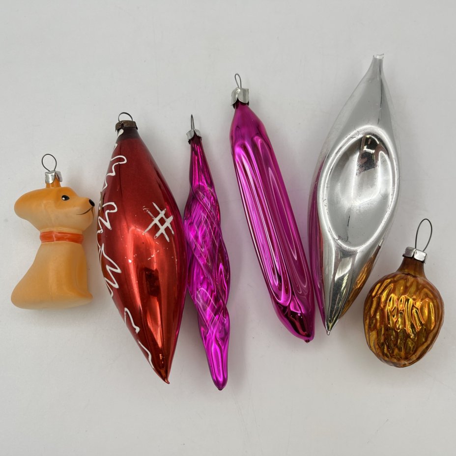 Набор из 27 ёлочных игрушек в оригинальной коробке (в подборе), стекло, краска, металл, картон, Завод стеклянных ёлочных украшений и оптических изделий, г. Москва, СССР, 1960-1990 гг.