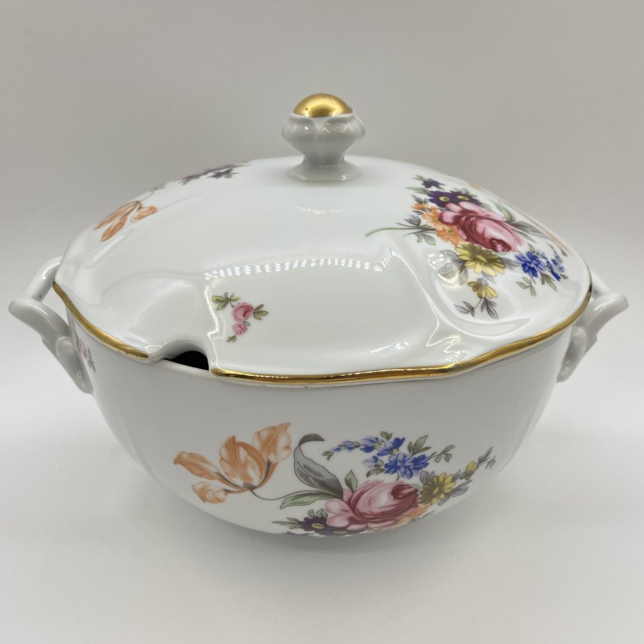 Супница "Мейсенский букет", фарфор, деколь, золочение, Bohemia (Neurohlau), Чехословакия, 1960-1980 гг.