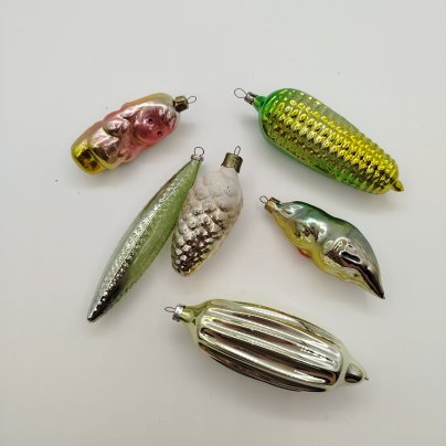 Набор из шести ёлочных игрушек, стекло, металл, СССР, 1960-1980 гг.