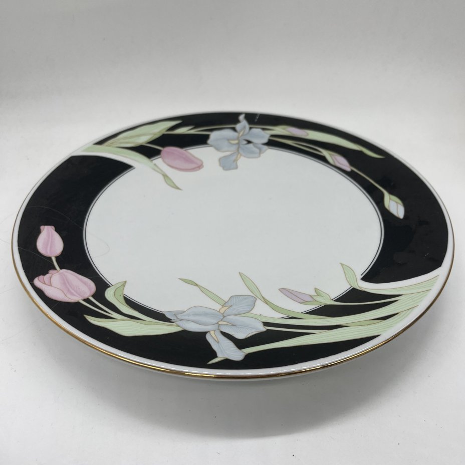 Блюдо круглой формы c растительным декором Fairfield Fine China VANESSA YUNG SHEN