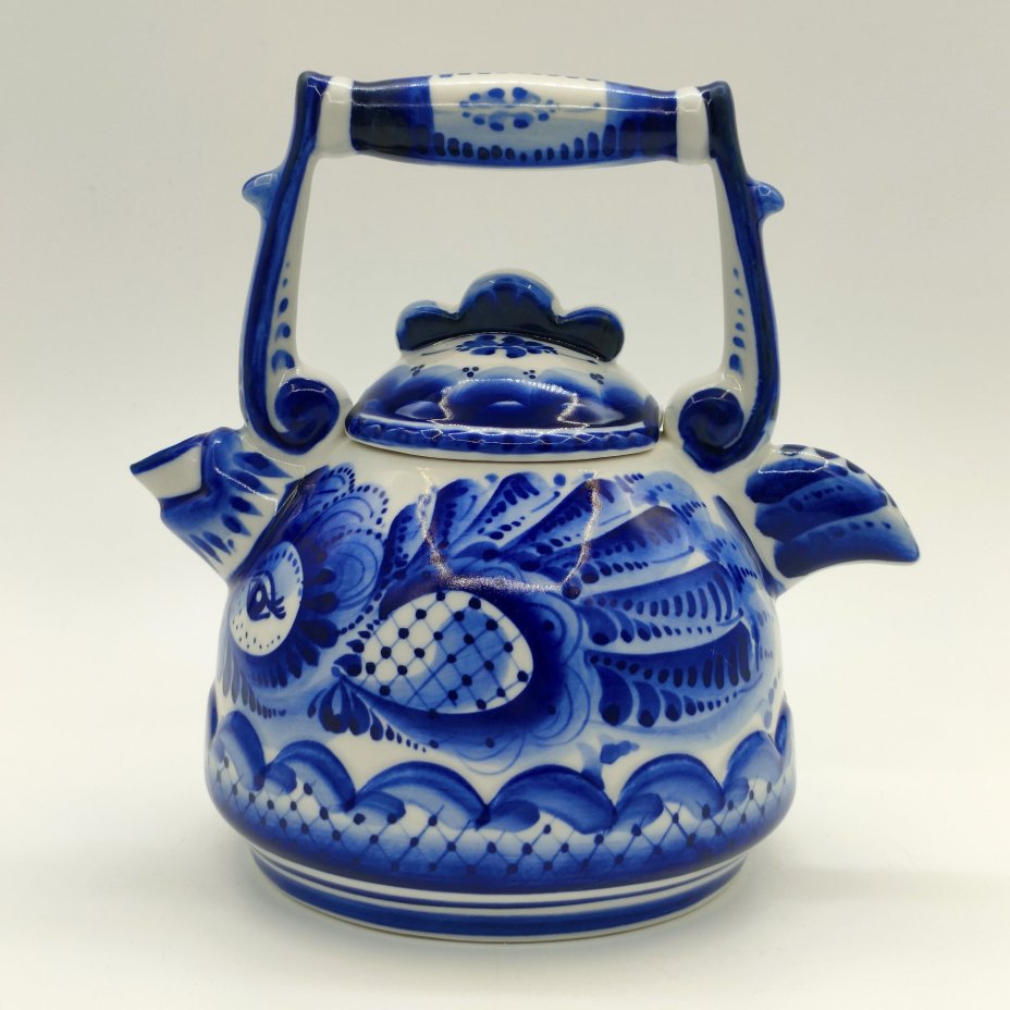 Чайник заварочный "Петушок" с цветочным декором, фарфор, роспись, Шекма-Гжель (Шевлягинский завод специальной керамики), Российская Федерация, 1991-2015 гг.