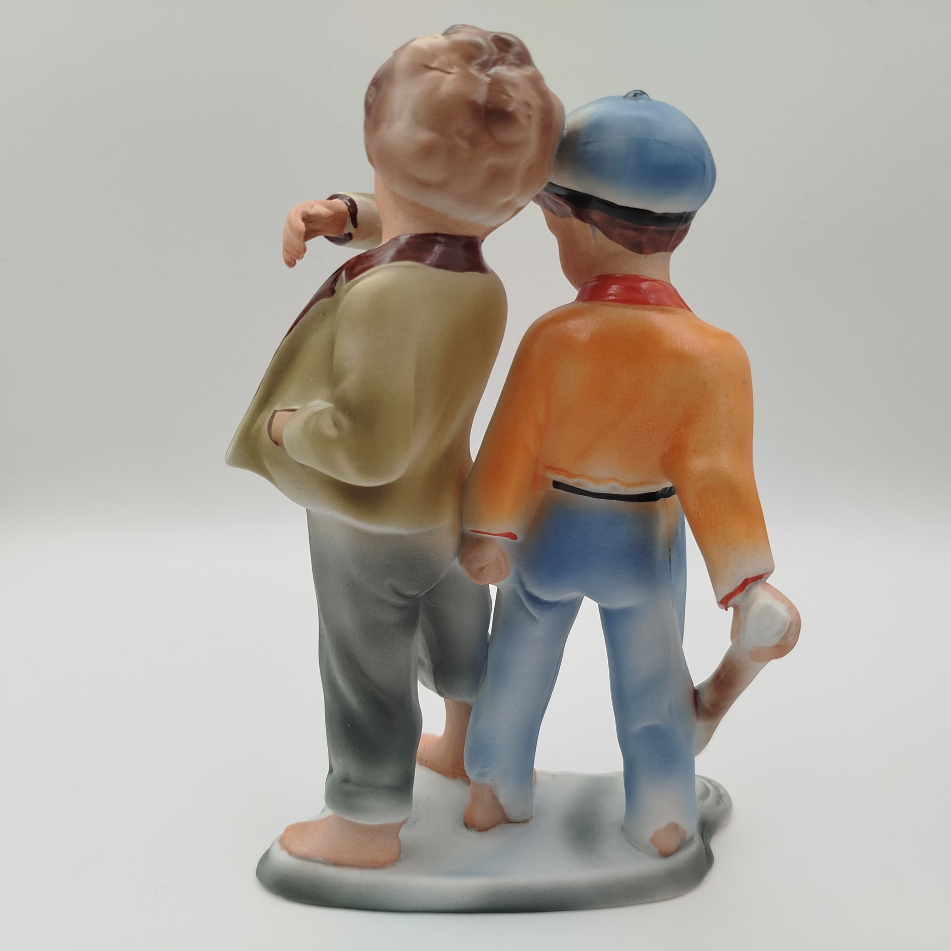 Статуэтка "Задиры-драчуны", фарфор, бисквит, роспись, Arpo, Румыния, 1970-1990 гг.