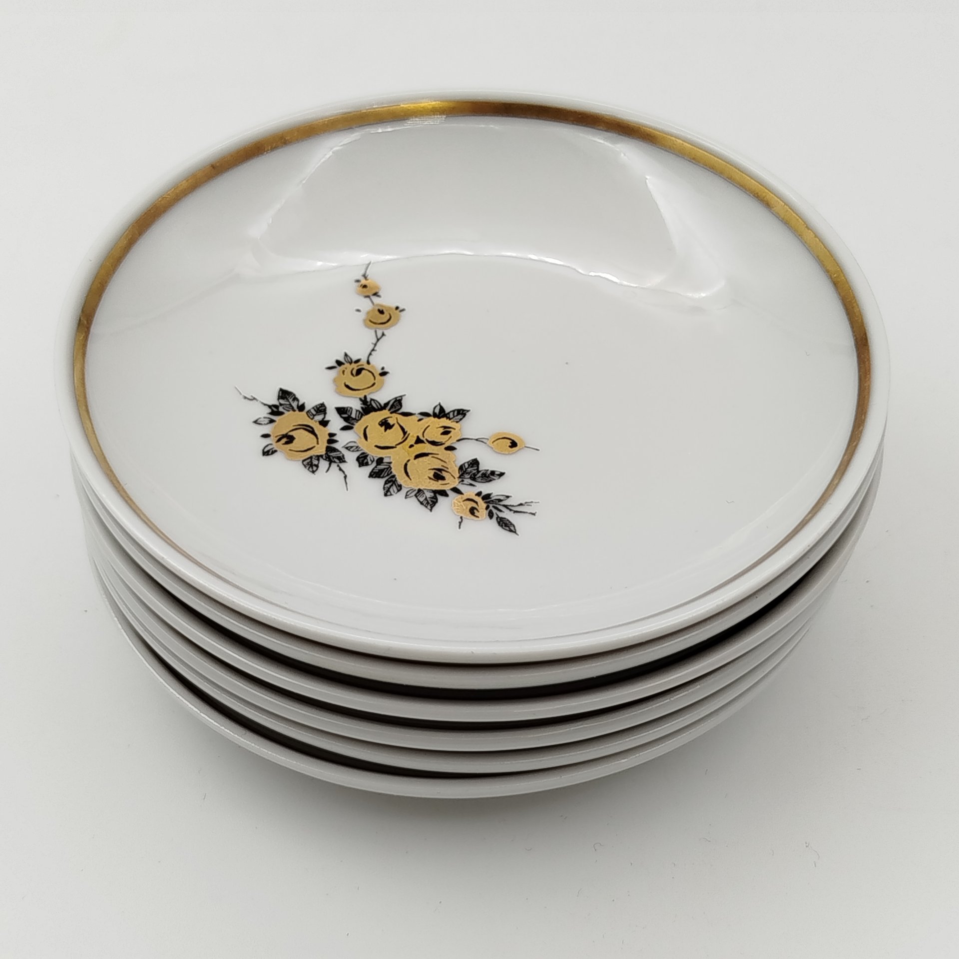 Набор из 6 розеток, украшенных цветочным декором