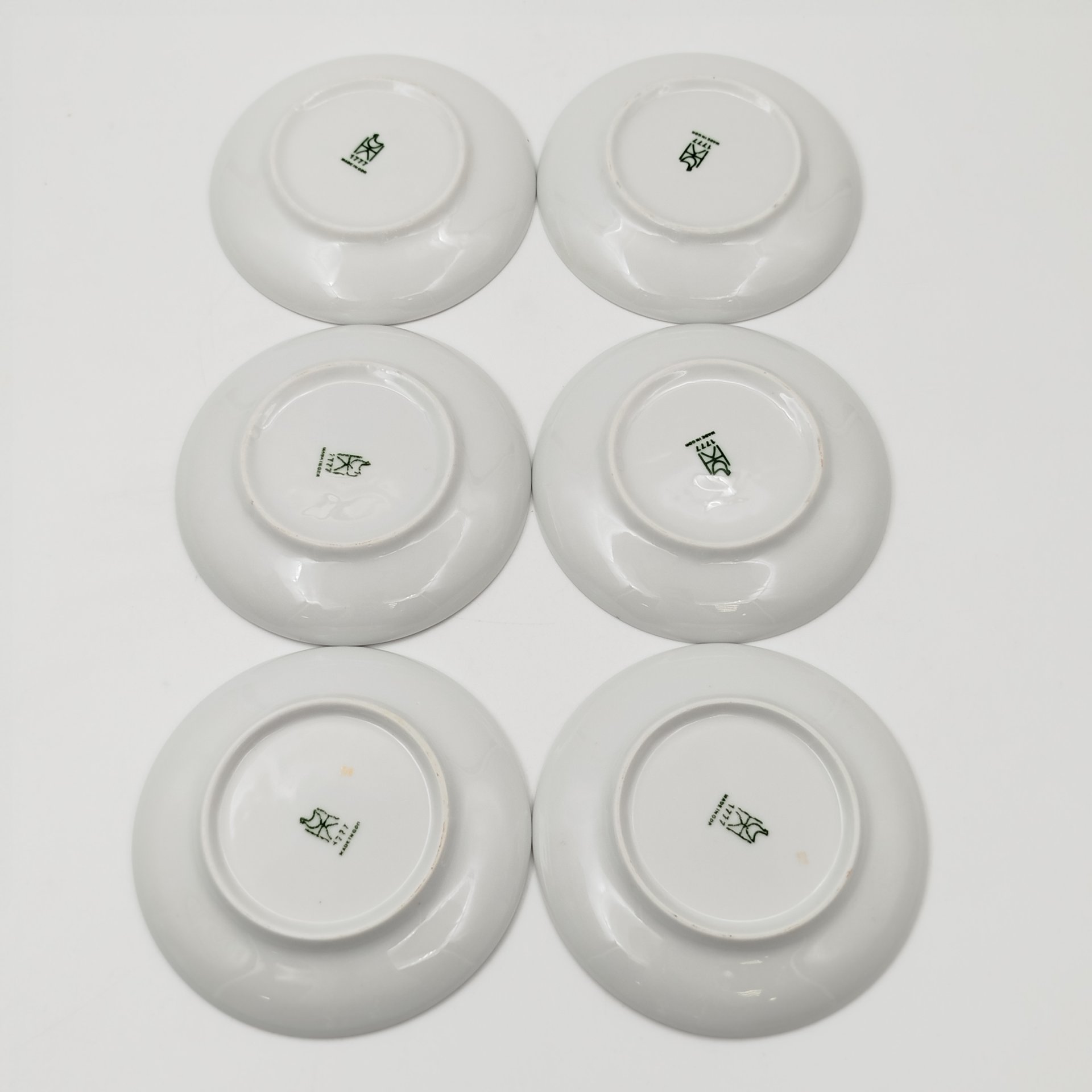 Набор из 6 розеток, украшенных цветочным декором