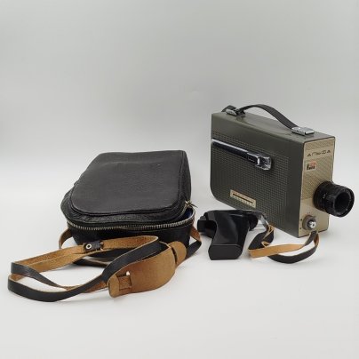 Киносъемочная камера "Киев Альфа 16" в сумке,  Киевский завод автоматики имени Г. И. Петровского