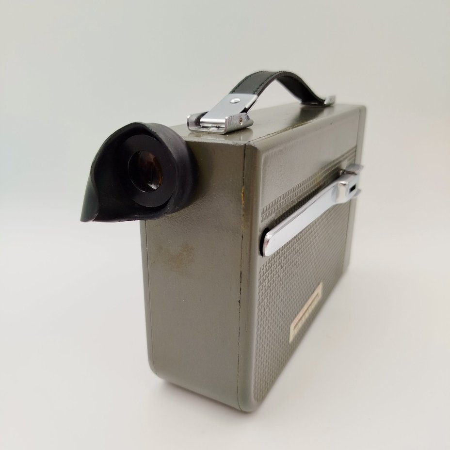 Киносъемочная камера "Киев Альфа 16" в сумке,  Киевский завод автоматики имени Г. И. Петровского