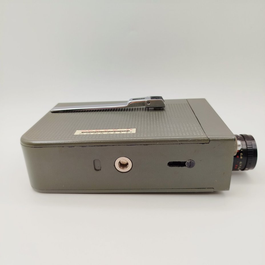 Киносъемочная камера "Киев Альфа 16" в сумке,  Киевский завод автоматики имени Г. И. Петровского