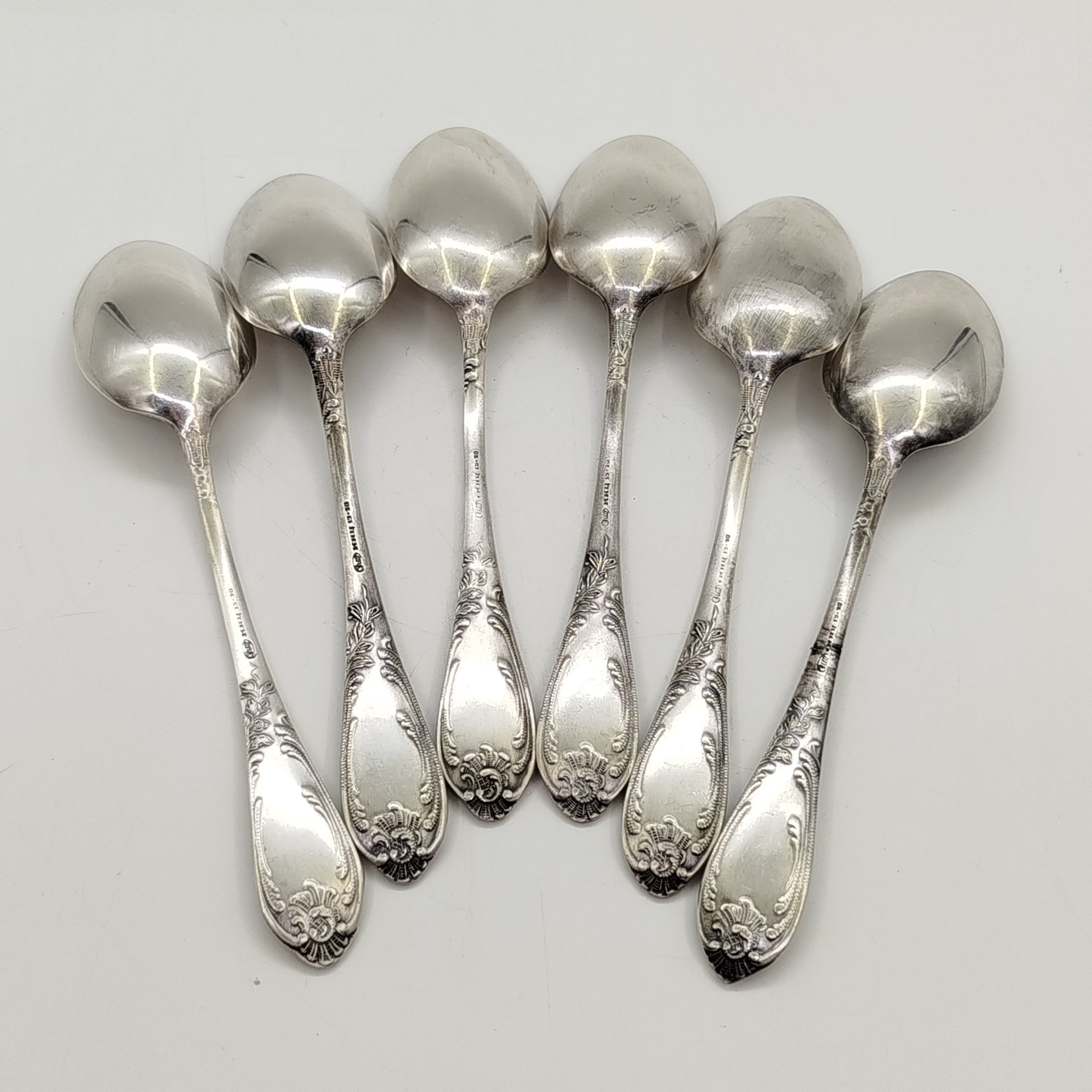 Набор из 6-ти чайных ложек с растительынм декором