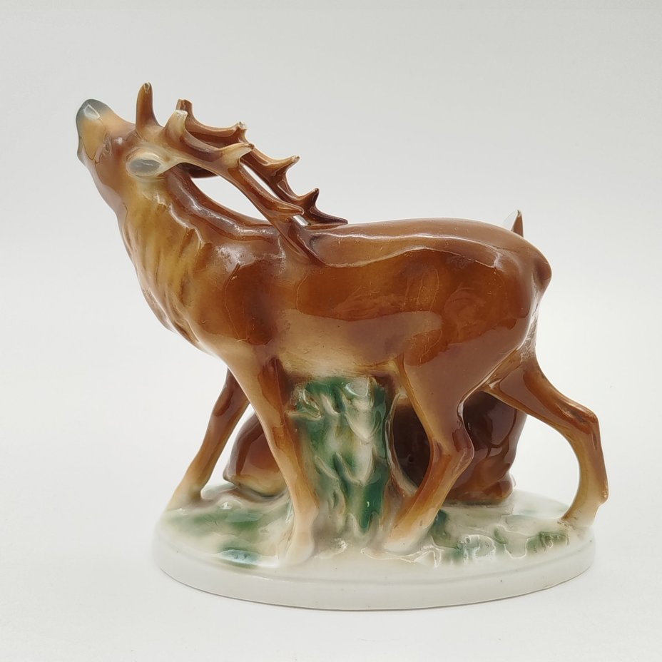 Статуэтка "Олени", мануфактура "Fasold&Stauch" (Фасольд и Стаух), фарфор, роспись, Германия, 1950-1972 гг.