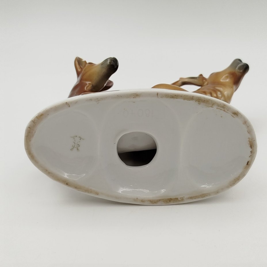 Статуэтка "Олени", мануфактура "Fasold&Stauch" (Фасольд и Стаух), фарфор, роспись, Германия, 1950-1972 гг.