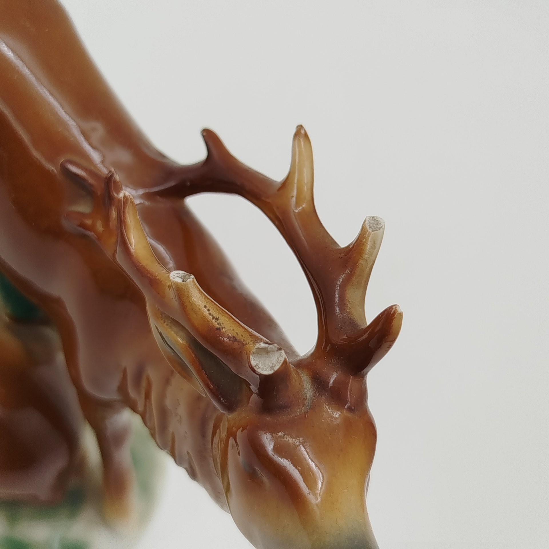 Статуэтка "Олени", мануфактура "Fasold&Stauch" (Фасольд и Стаух), фарфор, роспись, Германия, 1950-1972 гг.