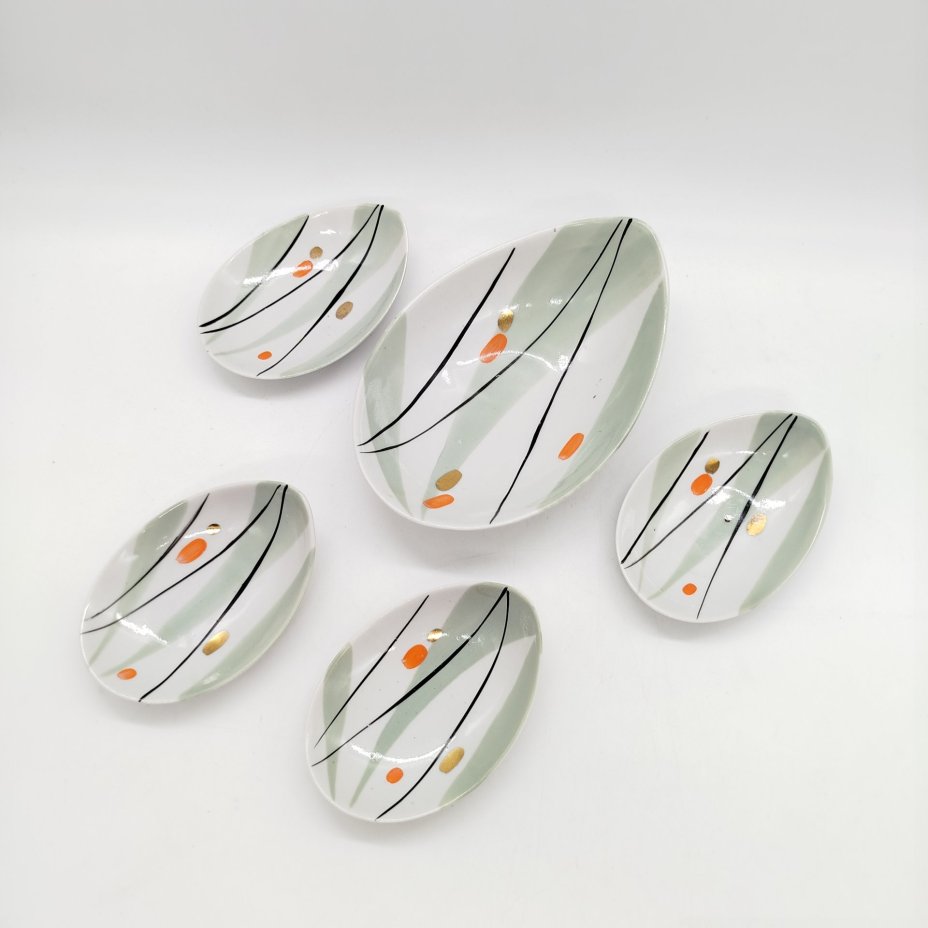 Набор для сервировки стола (икорница и 4 розетки) в стиле минимализма