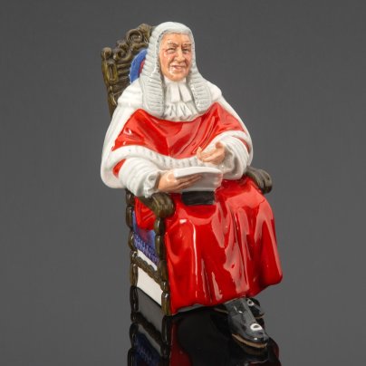 Статуэтка "Судья" ("The Judge"), скульптор Mary Nicoll, фарфор, роспись, Royal Doulton, Великобритания, 1970-1990 гг.