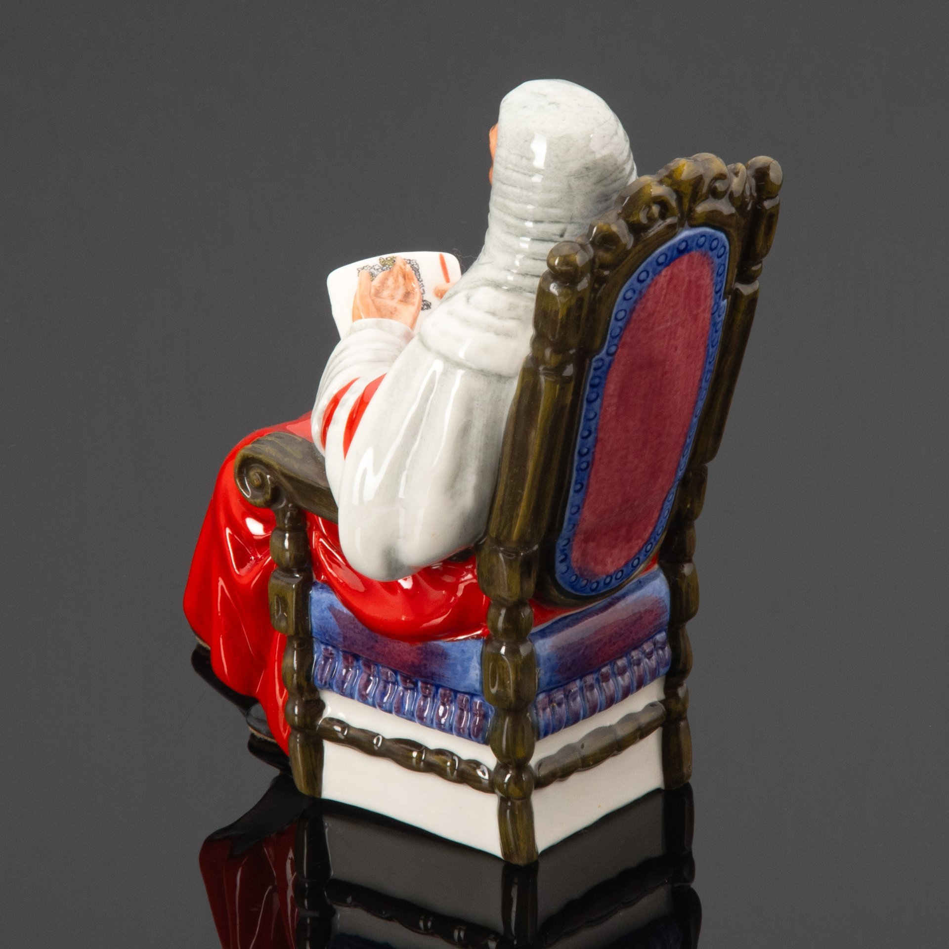 Статуэтка "Судья" ("The Judge"), скульптор Mary Nicoll, фарфор, роспись, Royal Doulton, Великобритания, 1970-1990 гг., Royal Doulton