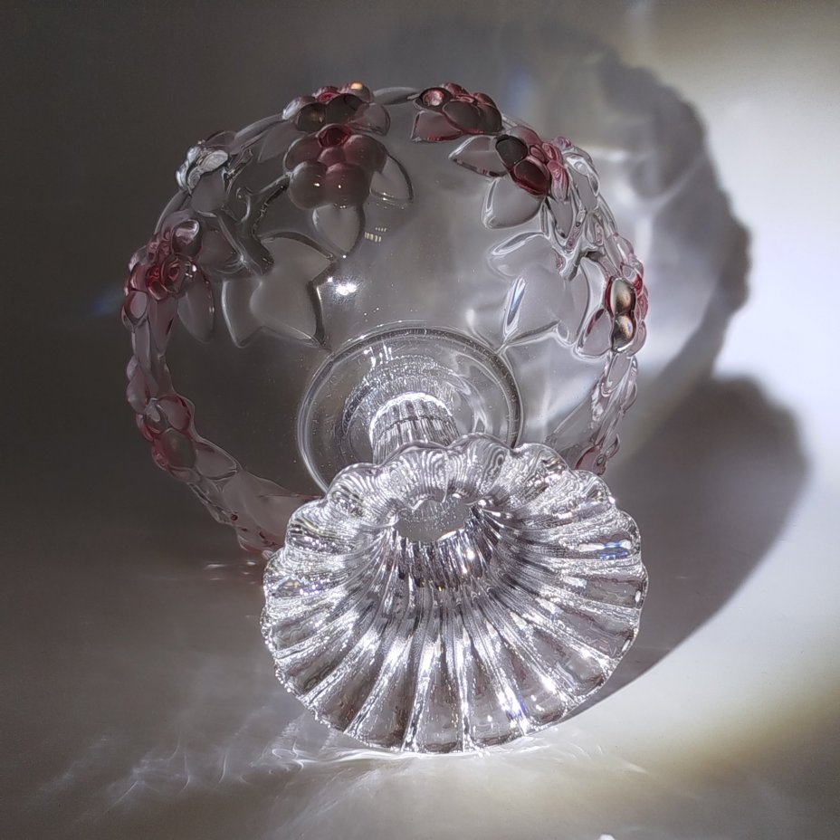 Конфетница (вазочка) с цветочным рельефным декором, Walther Glas