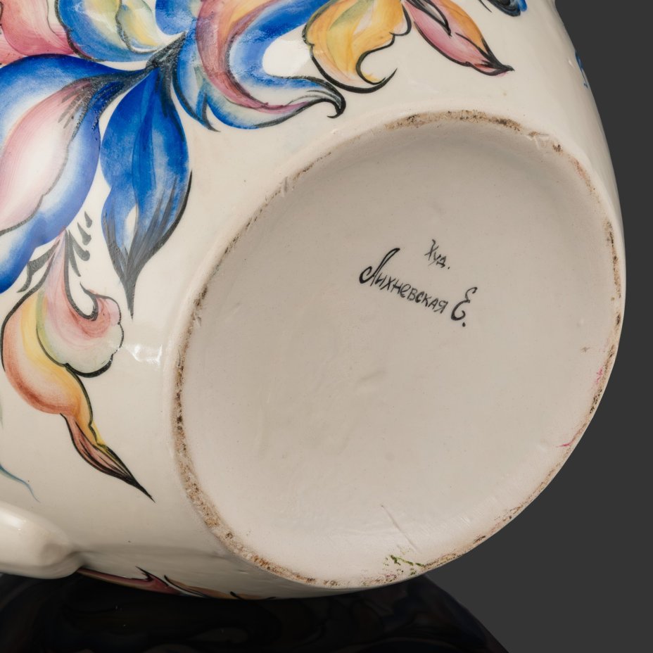 Чайник декоративный с изображением фантастических птиц, автор росписи Е. Лихневская