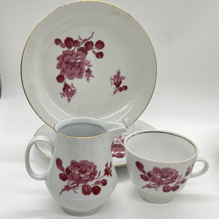 Набор из молочника, чашки и 2  десертных тарелок, фарфор, деколь, золочение, Colditz (Кольдиц), ГДР, 1970-1980 гг.