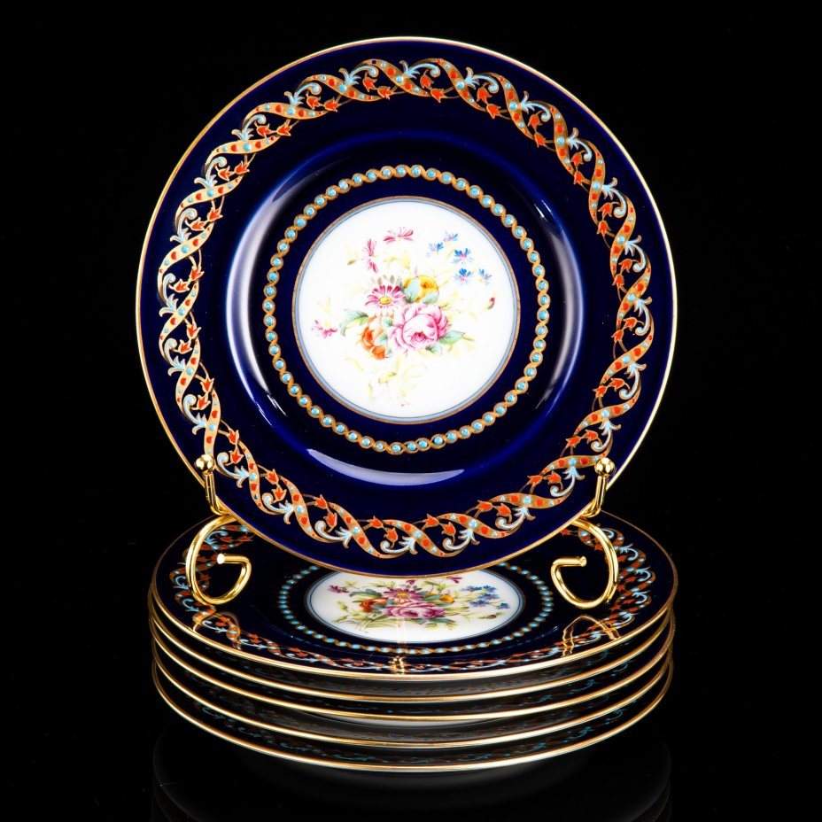 Набор десертных тарелок с цветочным декором на 6 персон, фарфор, роспись, эмали, крытье кобальтом, золочение, Bernardaud, Франция, 1900-1930 гг.