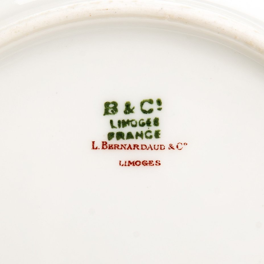 Набор десертных тарелок с цветочным декором на 6 персон, фарфор, роспись, эмали, крытье кобальтом, золочение, Bernardaud, Франция, 1900-1930 гг.